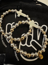 Load image into Gallery viewer, Queen of Pop