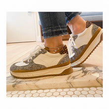 Load image into Gallery viewer, Mixing It Up