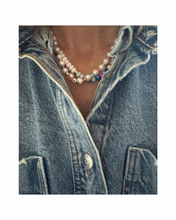 Load image into Gallery viewer, A Pearls View Necklace
