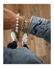 Load image into Gallery viewer, A Pearls View

